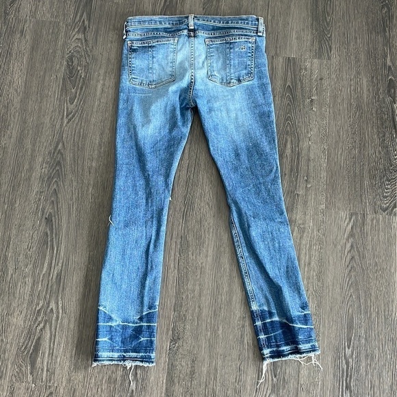 Sz28 Rag & Bone Crop Jean in Ensenada Wash, Factory Distressed in VGUC - Picture 9 of 15